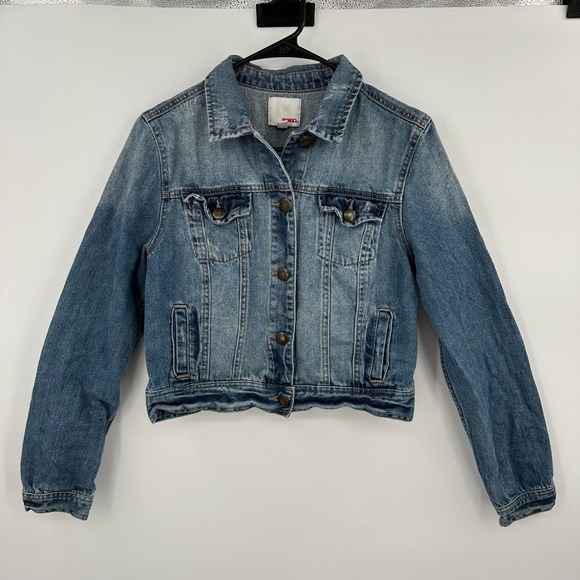 BONGO Jackets & Blazers - Y2K Bongo Women's Medium Wash Distressed Cropped Denim Trucker Jacket Size Large